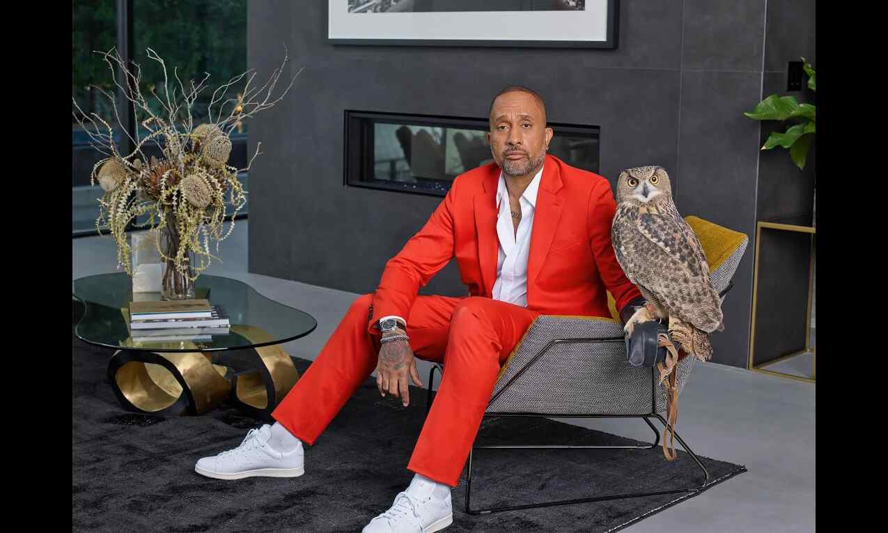 Kenya Barris to write and direct Warner Bros Wizard of Oz reboot Kenya Barris to write and direct Warner Bros Wizard of Oz reboot