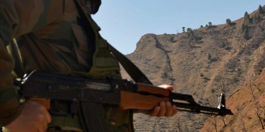Terrorists gun down Kashmiri Pandit, injure brother Terrorists gun down Kashmiri Pandit, injure brother