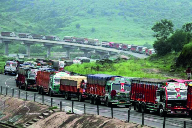 Indias fuel demand continues to fall in August as monsoon sets in Indias fuel demand continues to fall in August as monsoon sets in