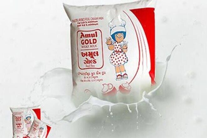 Amul, Mother Dairy to hike milk   prices by Rs 2/litre from today