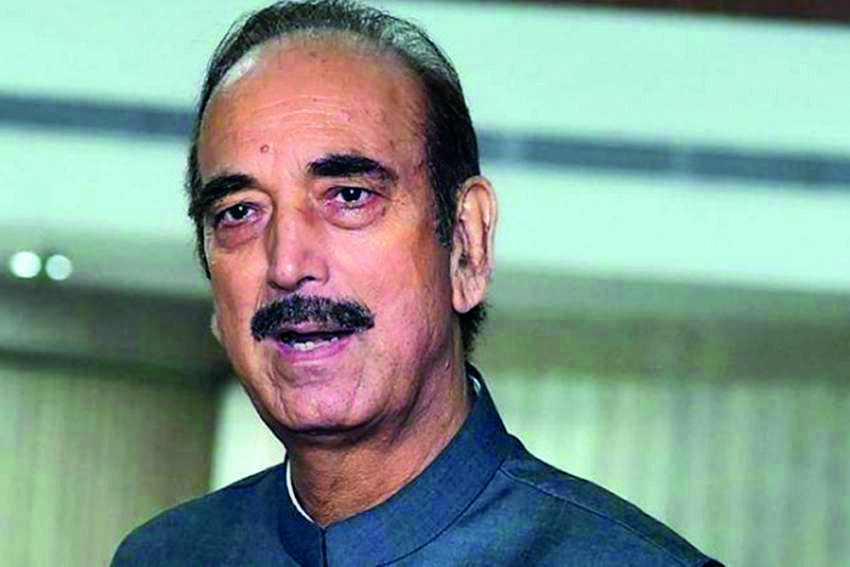 In huge Cong revolt, Ghulam Nabi Azad, others resign from key posts In huge Cong revolt, Ghulam Nabi Azad, others resign from key posts