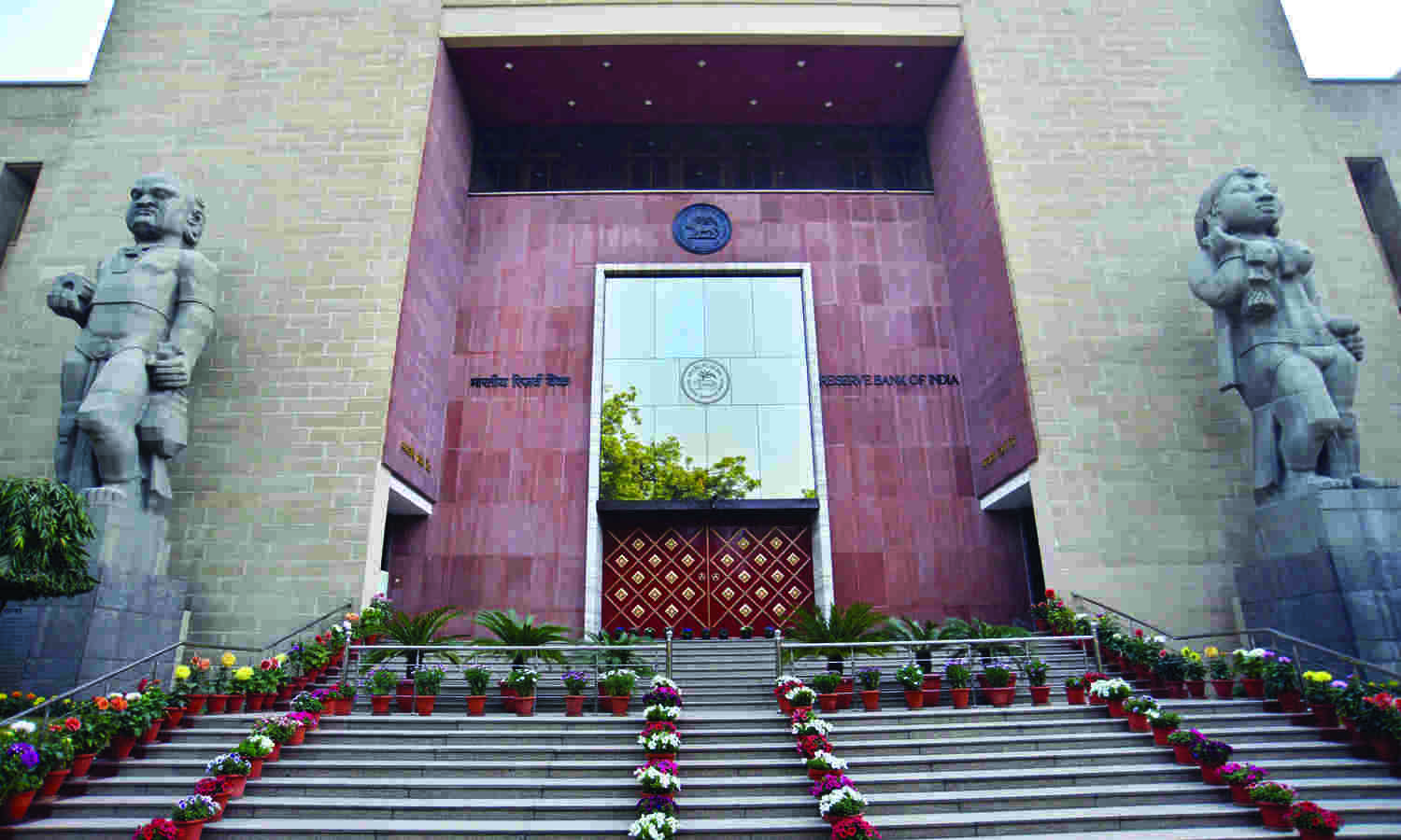 High inflation warrants proper policy response