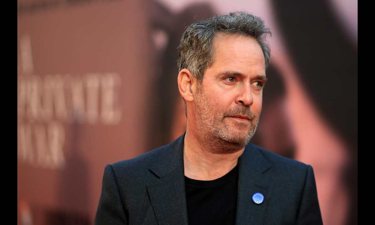 Tom Hollander, Diane Lane, Calista Flockhart board Feud S2 Tom Hollander, Diane Lane, Calista Flockhart board Feud S2