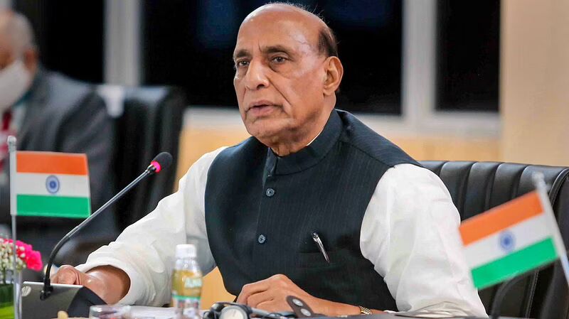 Rajnath Singh meets Manipur CM over breakfast Rajnath Singh meets Manipur CM over breakfast