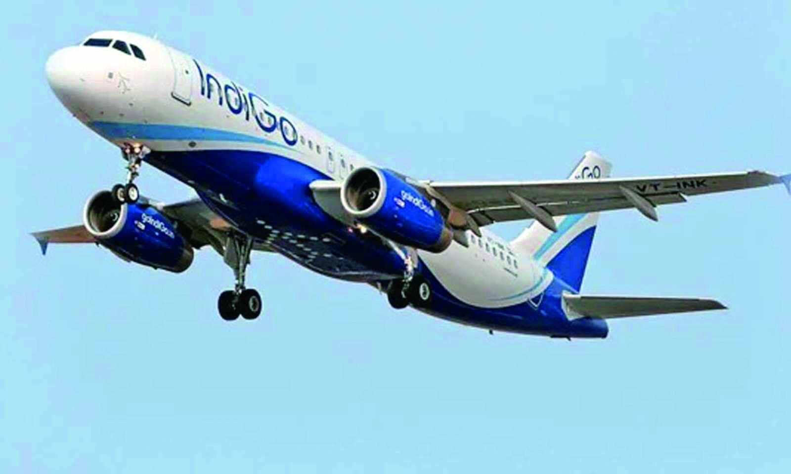 Mumbai-bound IndiGo aircraft returns to taxi bay at Goa airport Mumbai-bound IndiGo aircraft returns to taxi bay at Goa airport