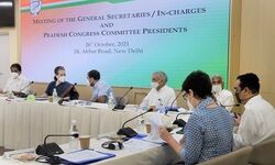 CWC to meet Sunday to approve exact schedule for election of Congress president