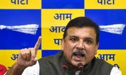 BJP offered Rs 20 crore each to 4 MLAs to switch sides: AAP BJP offered Rs 20 crore each to 4 MLAs to switch sides: AAP