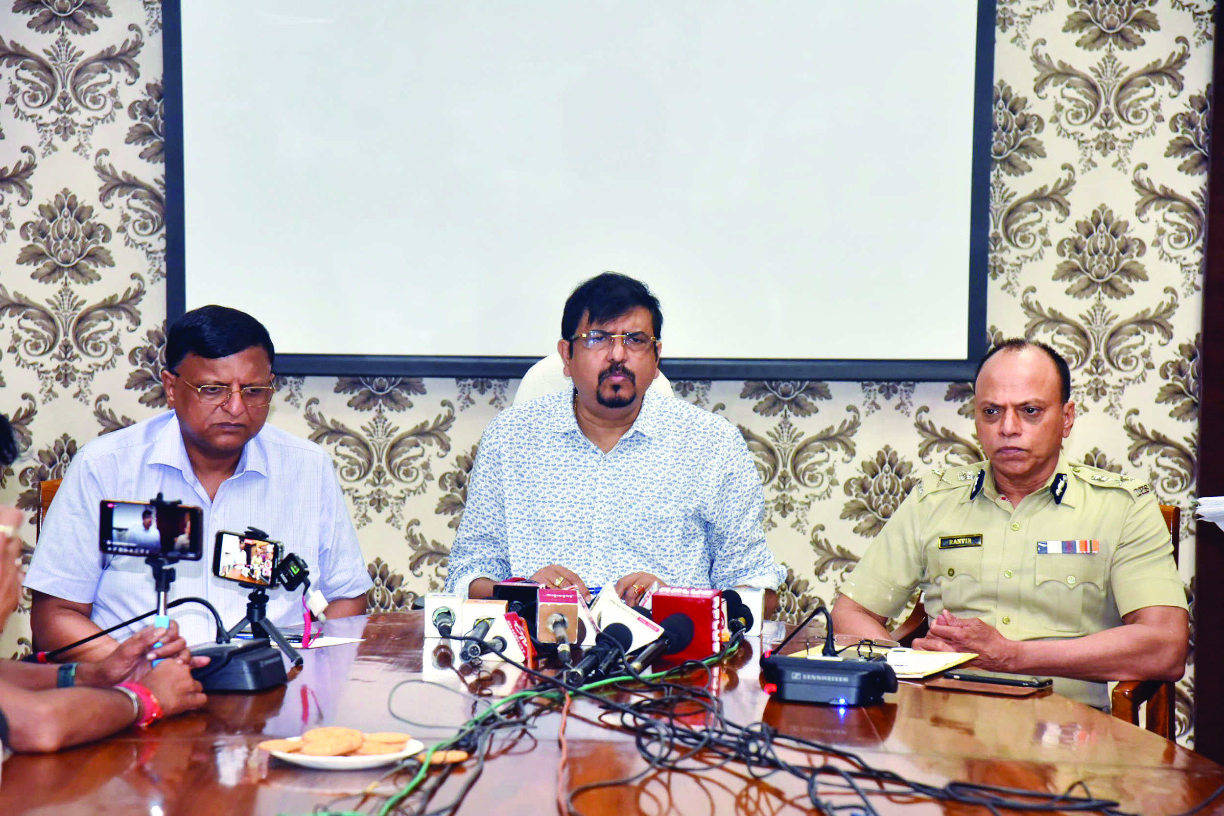 Puja pandals: State to step up vigil to see fire safety measures are followed Puja pandals: State to step up vigil to see fire safety measures are followed