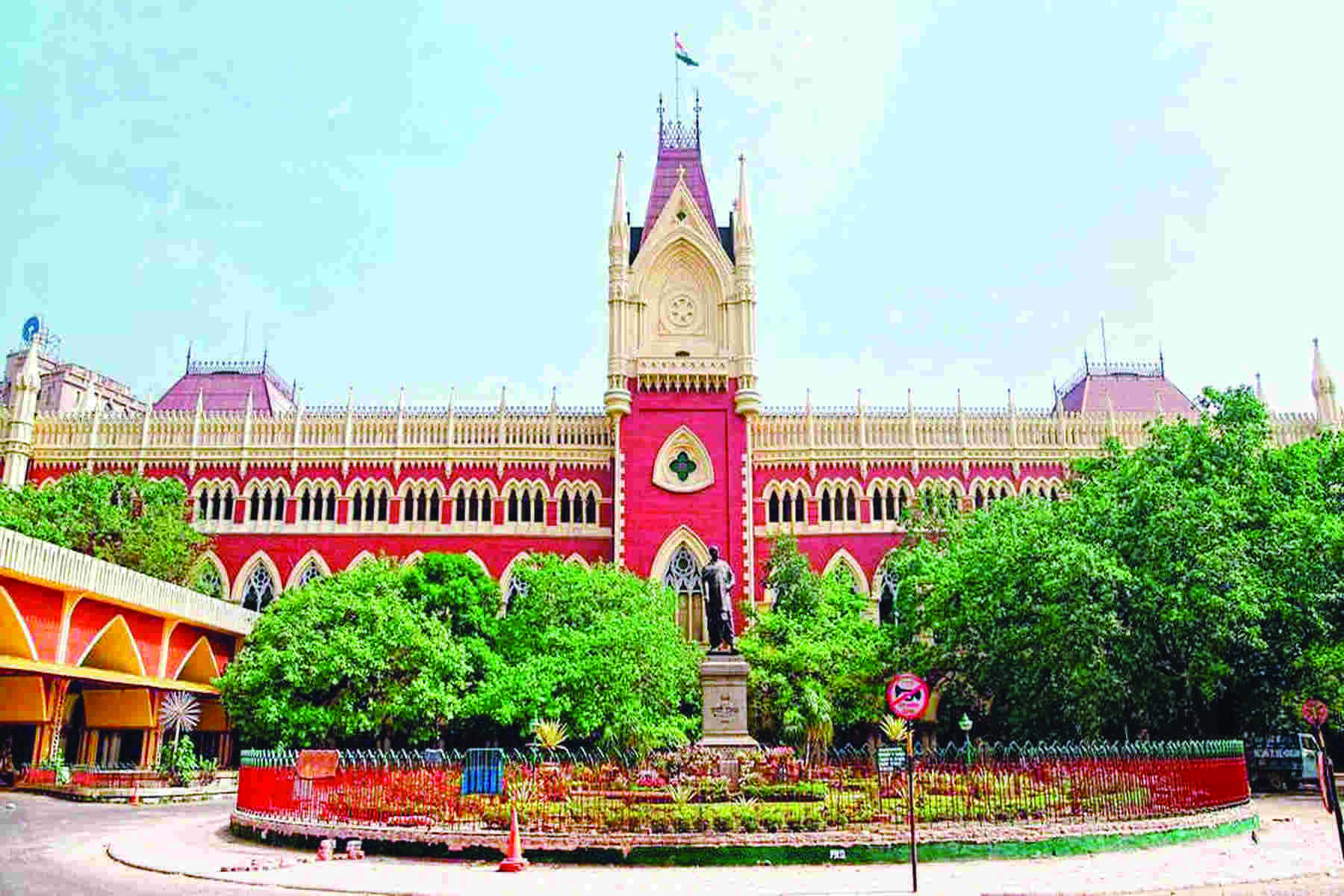 Bus fare hike: HC imposes fine of Rs 10K on state govt Bus fare hike: HC imposes fine of Rs 10K on state govt