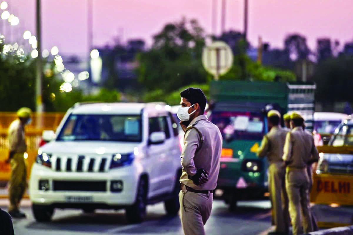 State-level kabaddi player among 3 held for duping people State-level kabaddi player among 3 held for duping people