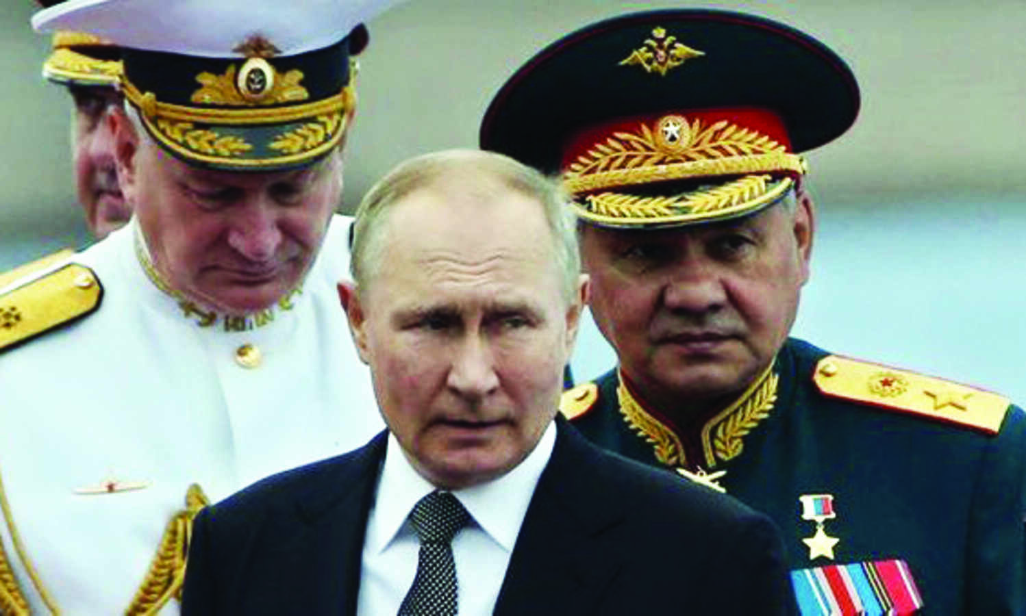 Putin orders Russian military to beef up forces by 137,000