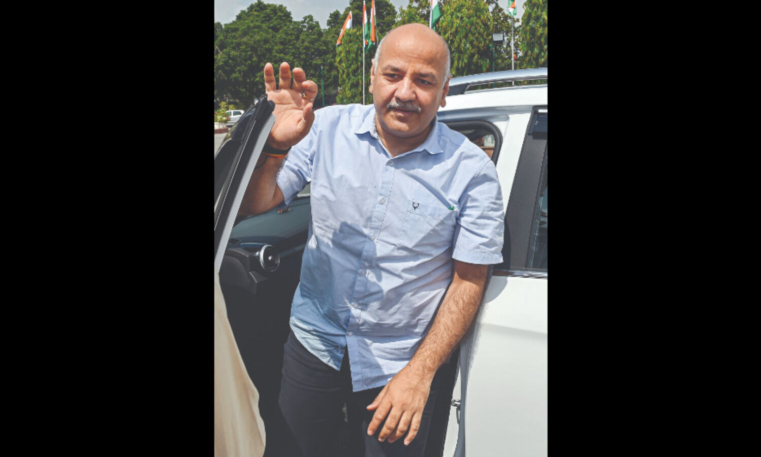 CBI FIR completely fake: Sisodia