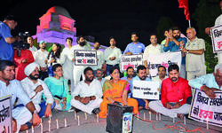 Kejriwal tables confidence motion in Delhi Assembly Kejriwal tables confidence motion in Delhi Assembly