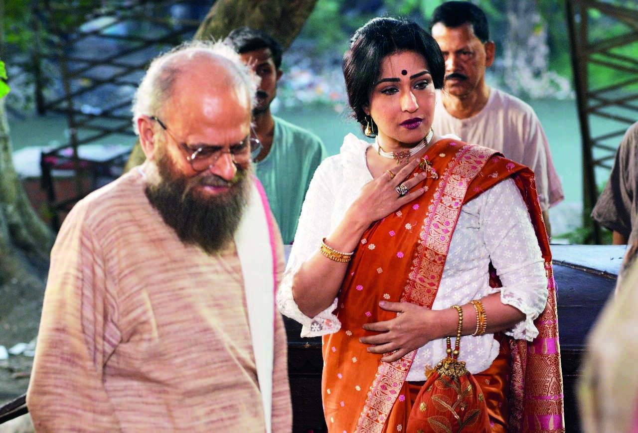Satyajit Rays Jana Aranya actor Pradip Mukherjee passes away at 76