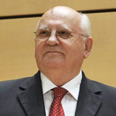 Mikhail Gorbachev, who steered Soviet breakup, dead at 91