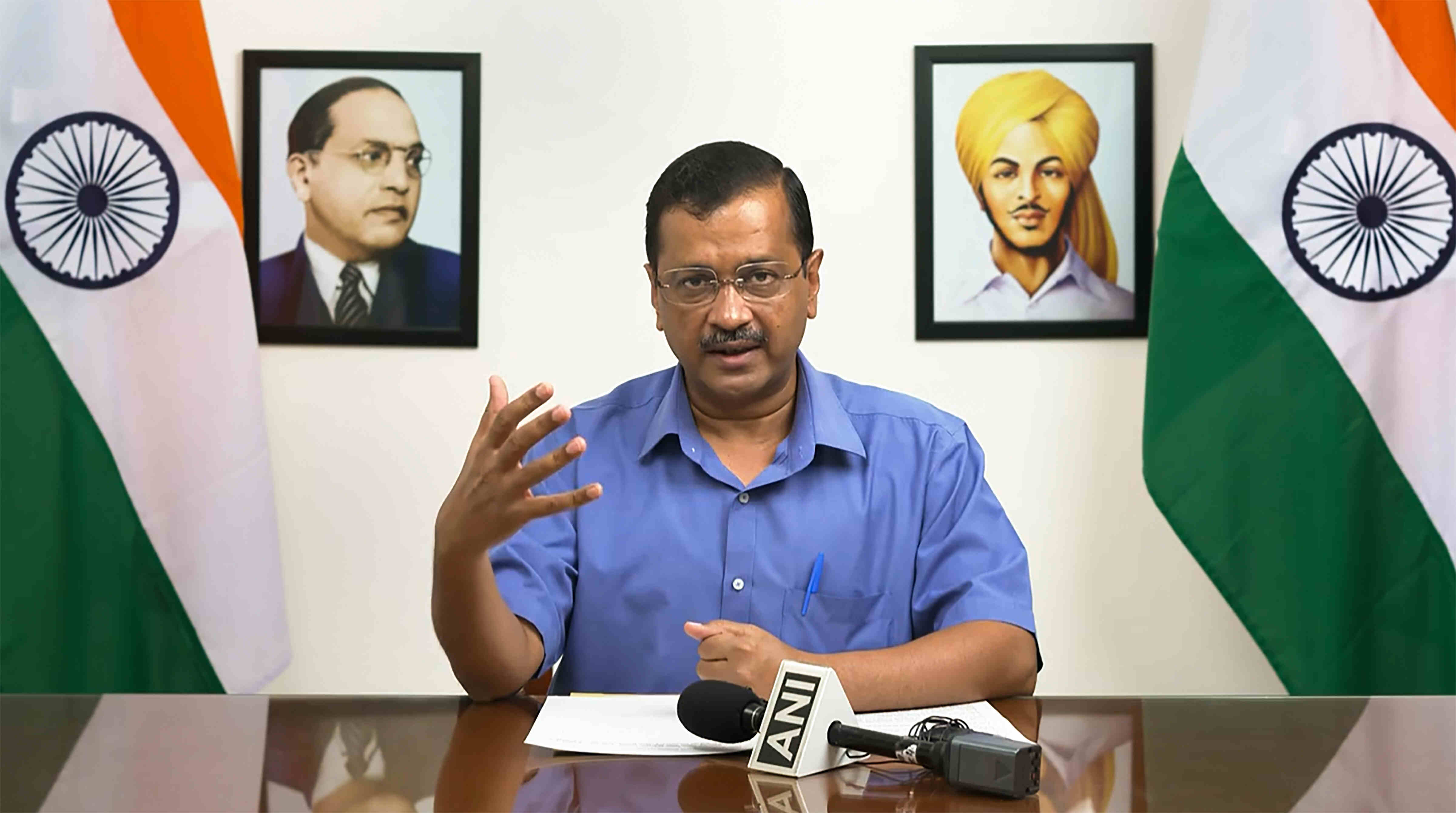 Kejriwal launches virtual school for students across the country Kejriwal launches virtual school for students across the country