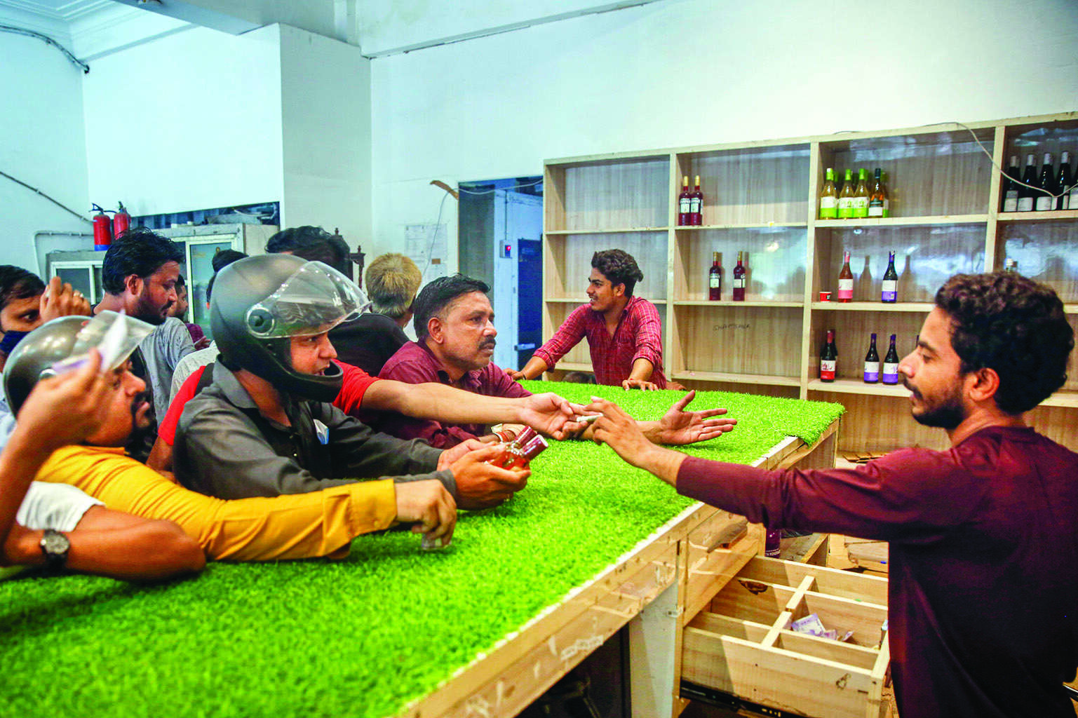 Private liquor shops to close from today, 300 govt vends to take over retail sale: Officials Private liquor shops to close from today, 300 govt vends to take over retail sale: Officials