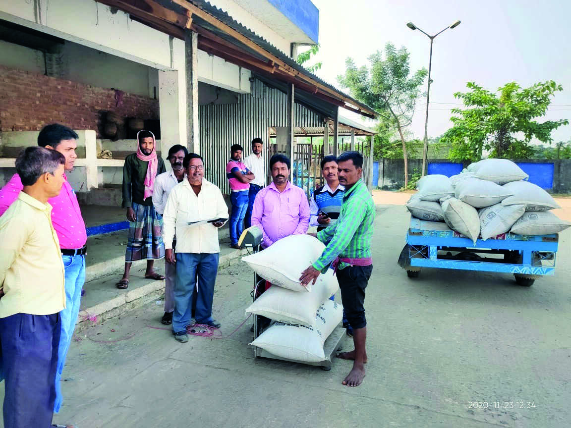 Bengal to rationalise no. of customers each ration dealer caters to