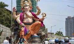 More than 60,000 Ganesh idols immersed in Mumbai in a day More than 60,000 Ganesh idols immersed in Mumbai in a day