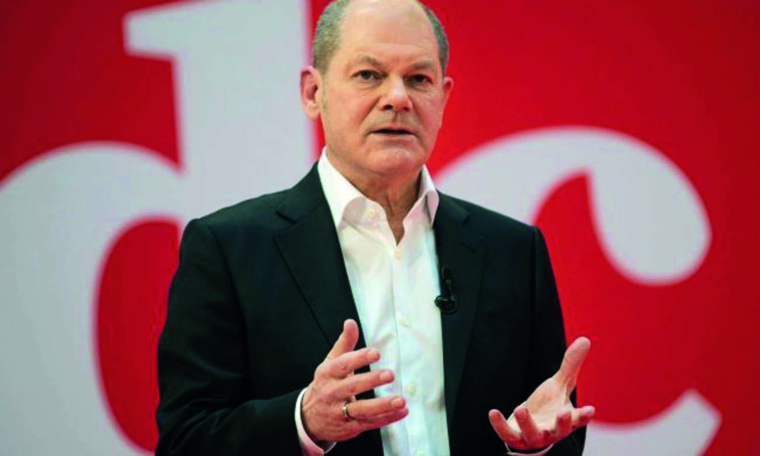 German leaders announce new energy, inflation relief plan