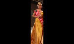 Rakhi Singh crowned as National Social Icon at Mrs. India Galaxy 2022 Rakhi Singh crowned as National Social Icon at Mrs. India Galaxy 2022