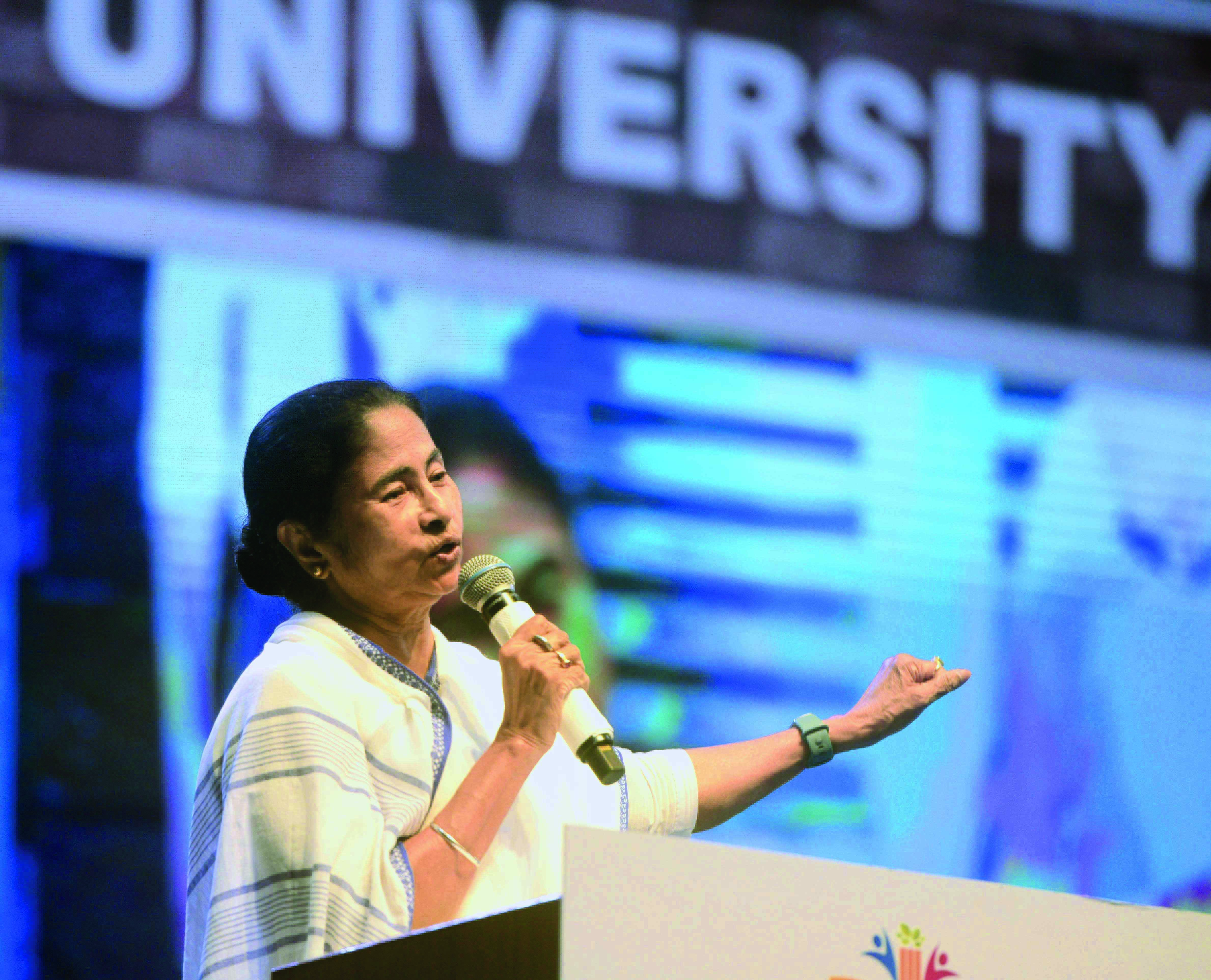 Bengal bags global award, Mamata congratulates all Bengal bags global award, Mamata congratulates all