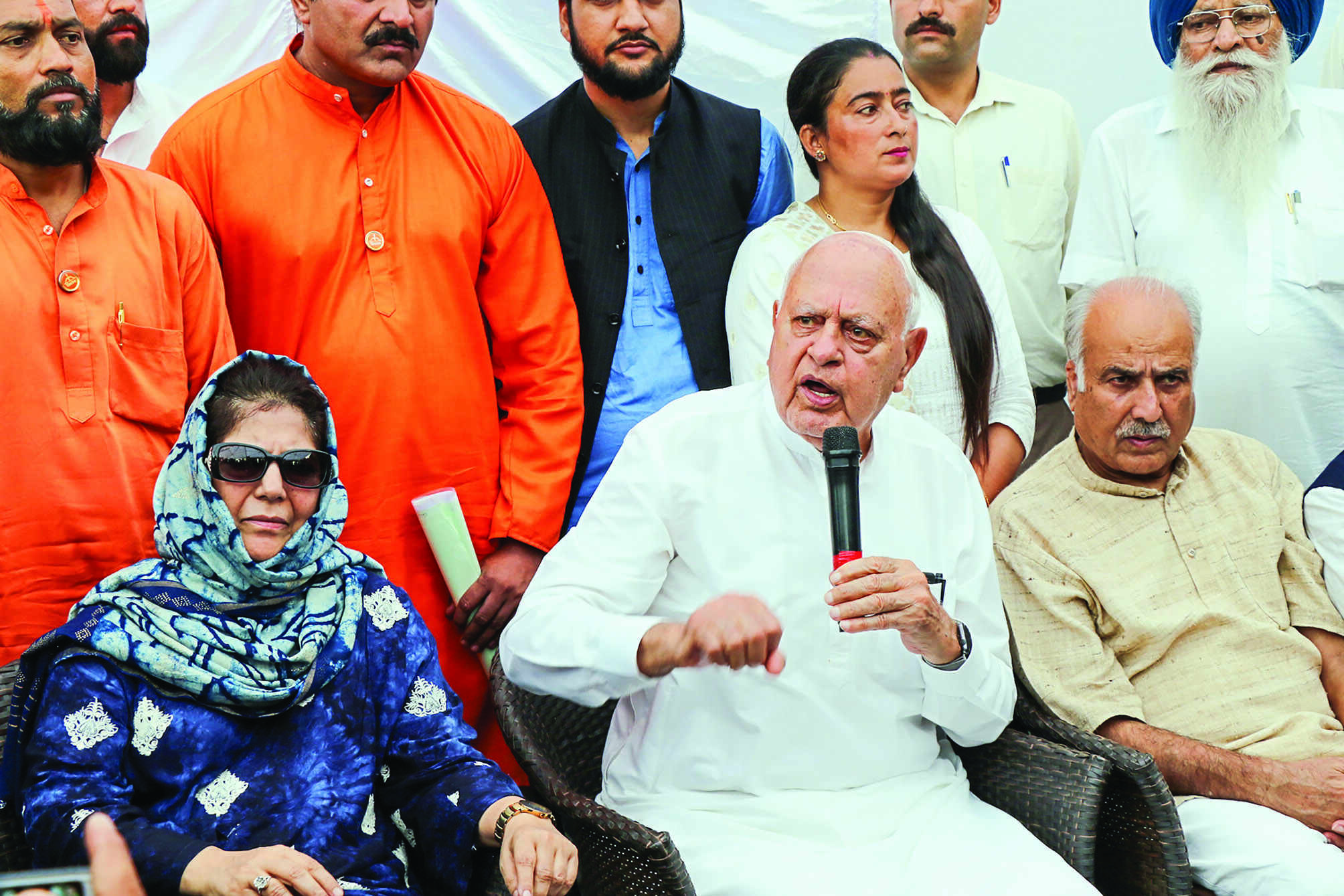 J&K: PAGD to form committee on inclusion of non-locals as voters J&K: PAGD to form committee on inclusion of non-locals as voters