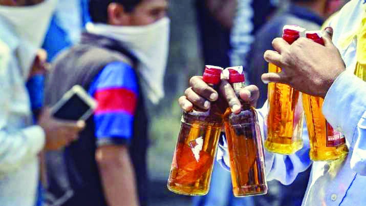 Man held for duping people over doorstep delivery of liquor