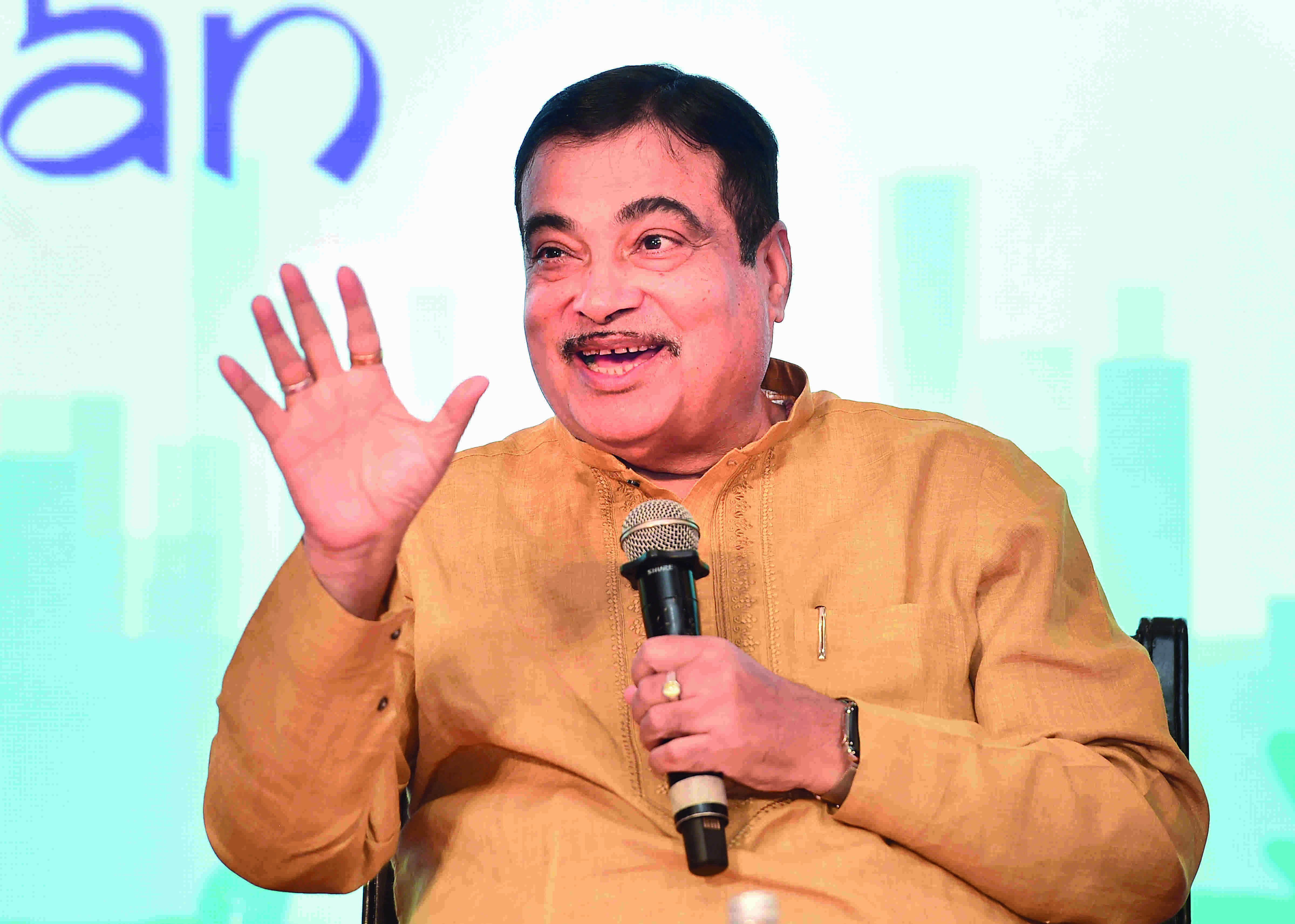 Govt working on developing electric highways: Gadkari Govt working on developing electric highways: Gadkari