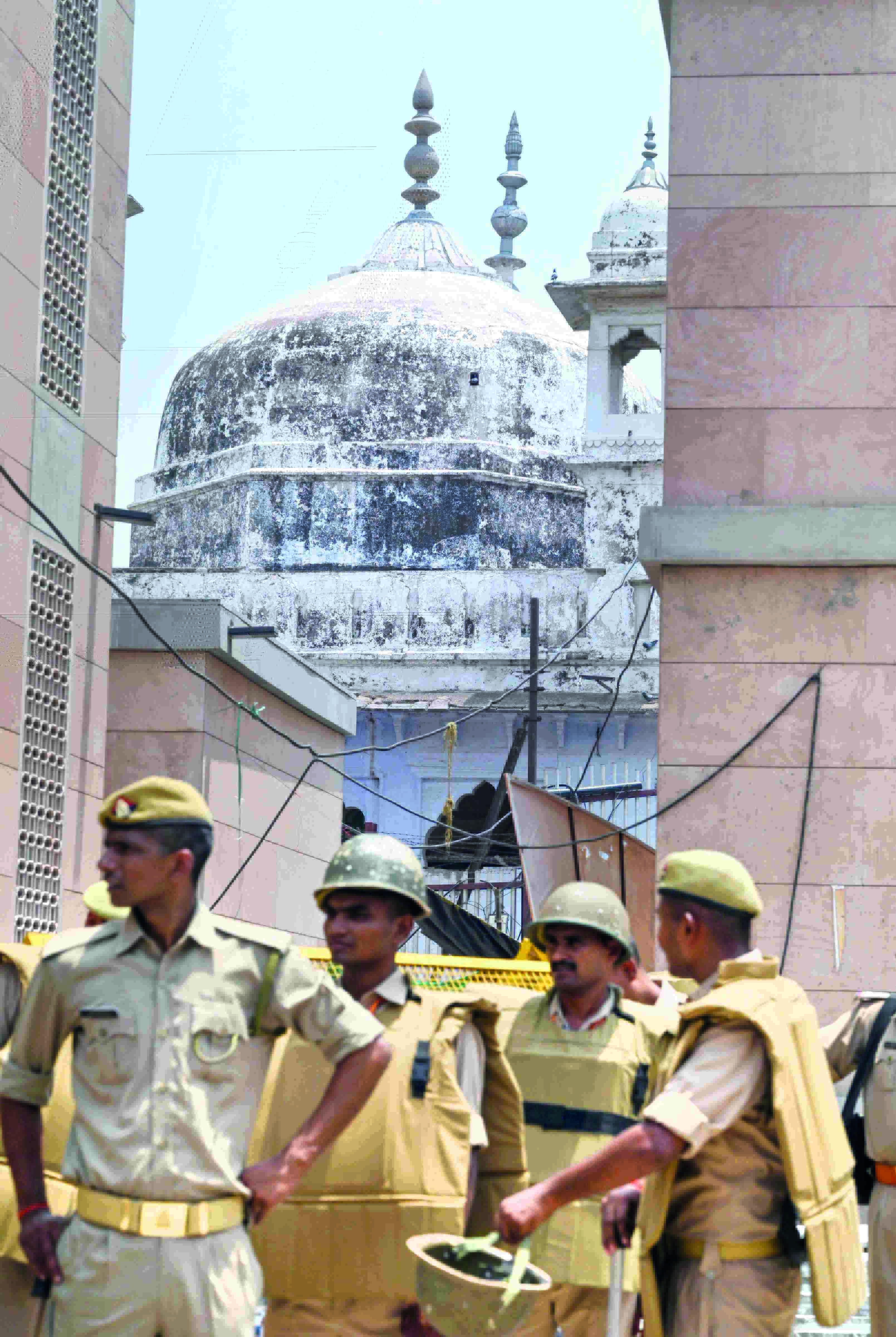 Varanasi court rejects Gyanvapi mosque plea against maintainability Varanasi court rejects Gyanvapi mosque plea against maintainability