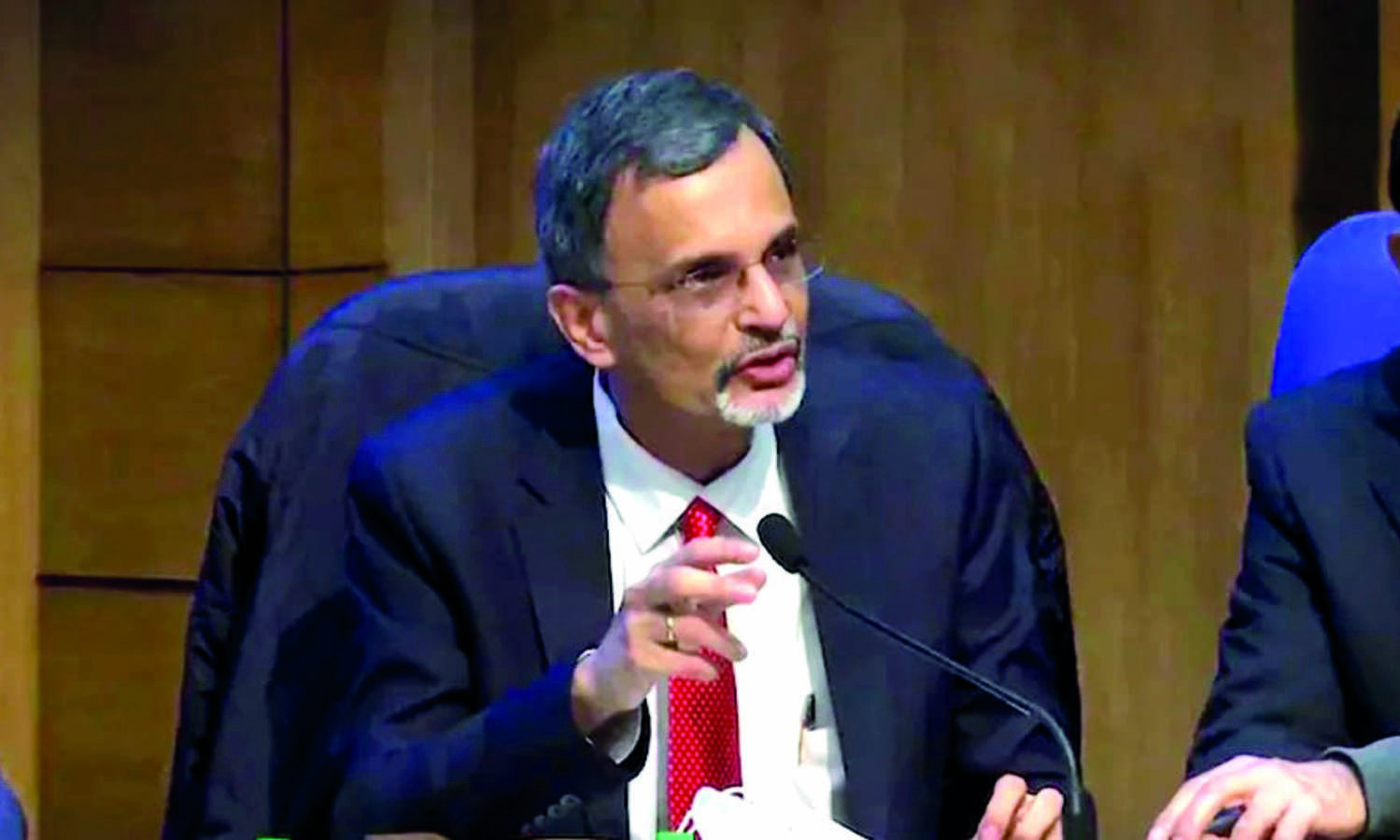 India not defending INR, Rupee can take care of itself, says CEA