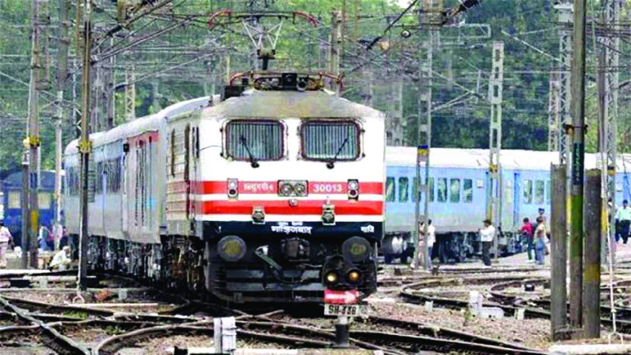 8 railways job candidates held for cheating during exam in Noida