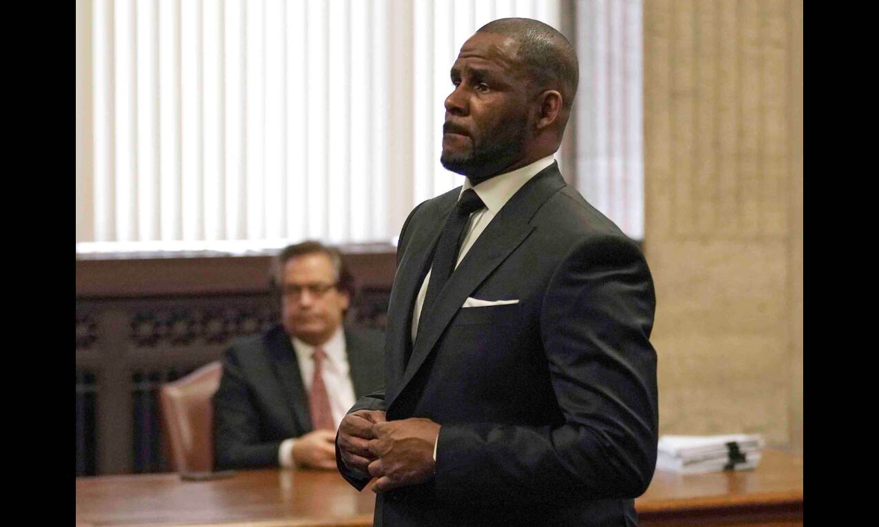 Singer R Kelly convicted of child porn
