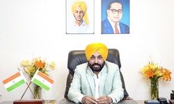 Punjab CM Bhagwant Mann, Haryana CM Khattar greet PM on bday Punjab CM Bhagwant Mann, Haryana CM Khattar greet PM on bday