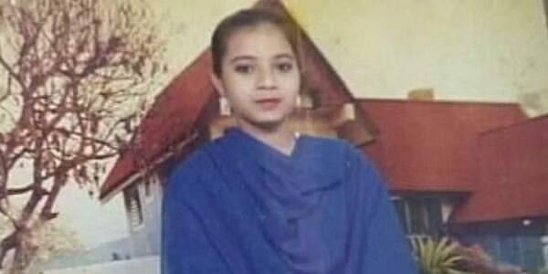SC stays dismissal of IPS officer who probed Ishrat case