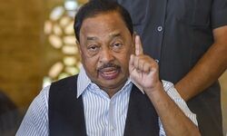 HC orders Mumbai civic body to demolish unauthorised construction at Union minister Narayan Ranes bungalow HC orders Mumbai civic body to demolish unauthorised construction at Union minister Narayan Ranes bungalow