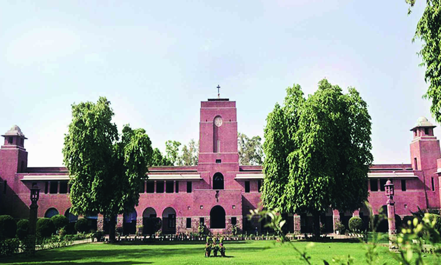 St Stephens College will have to follow govt rules for admission