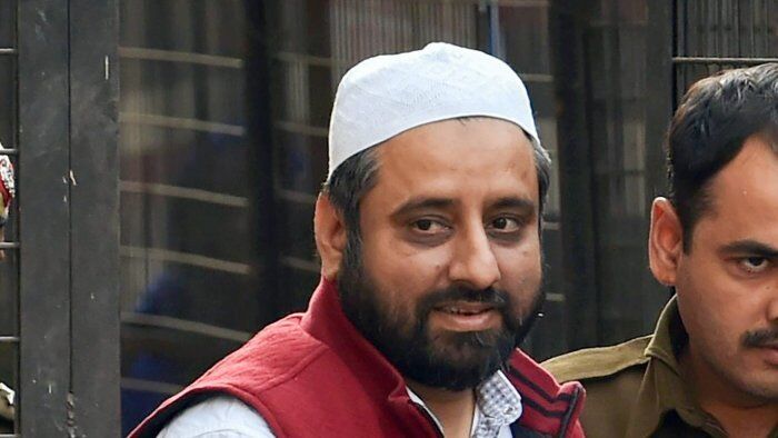 Amanatullah Khan aide arrested under Arms Act: Delhi Police Amanatullah Khan aide arrested under Arms Act: Delhi Police