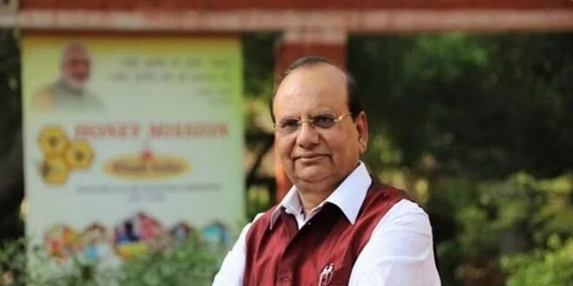 Delhi LG V K Saxena confers degrees to MBBS, PG students of MAMC Delhi LG V K Saxena confers degrees to MBBS, PG students of MAMC