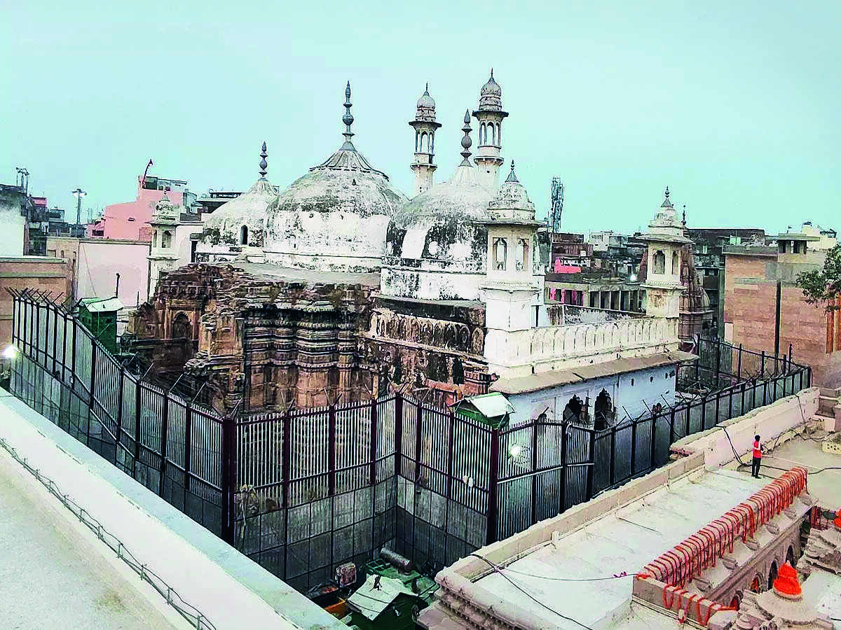 Court admits plea for carbon-dating of Shivling, hearing on September 29 Court admits plea for carbon-dating of Shivling, hearing on September 29