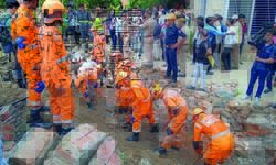 Wall collapse in Noida: Cops arrest main accused Wall collapse in Noida: Cops arrest main accused