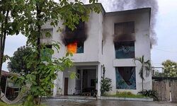 Ukhand murder: Resort owned by BJP leaders son set on fire Ukhand murder: Resort owned by BJP leaders son set on fire