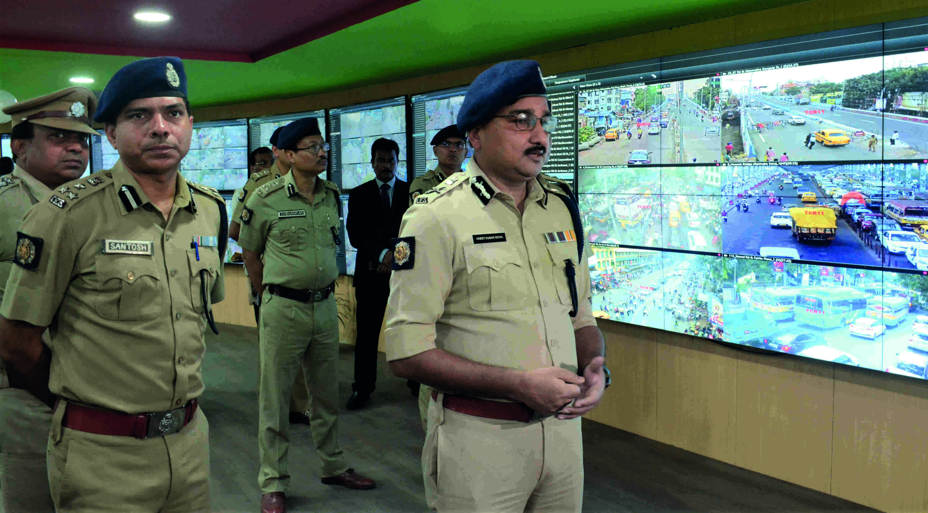 CP Vineet Goyal releases Kolkata Police Puja Guide 2022