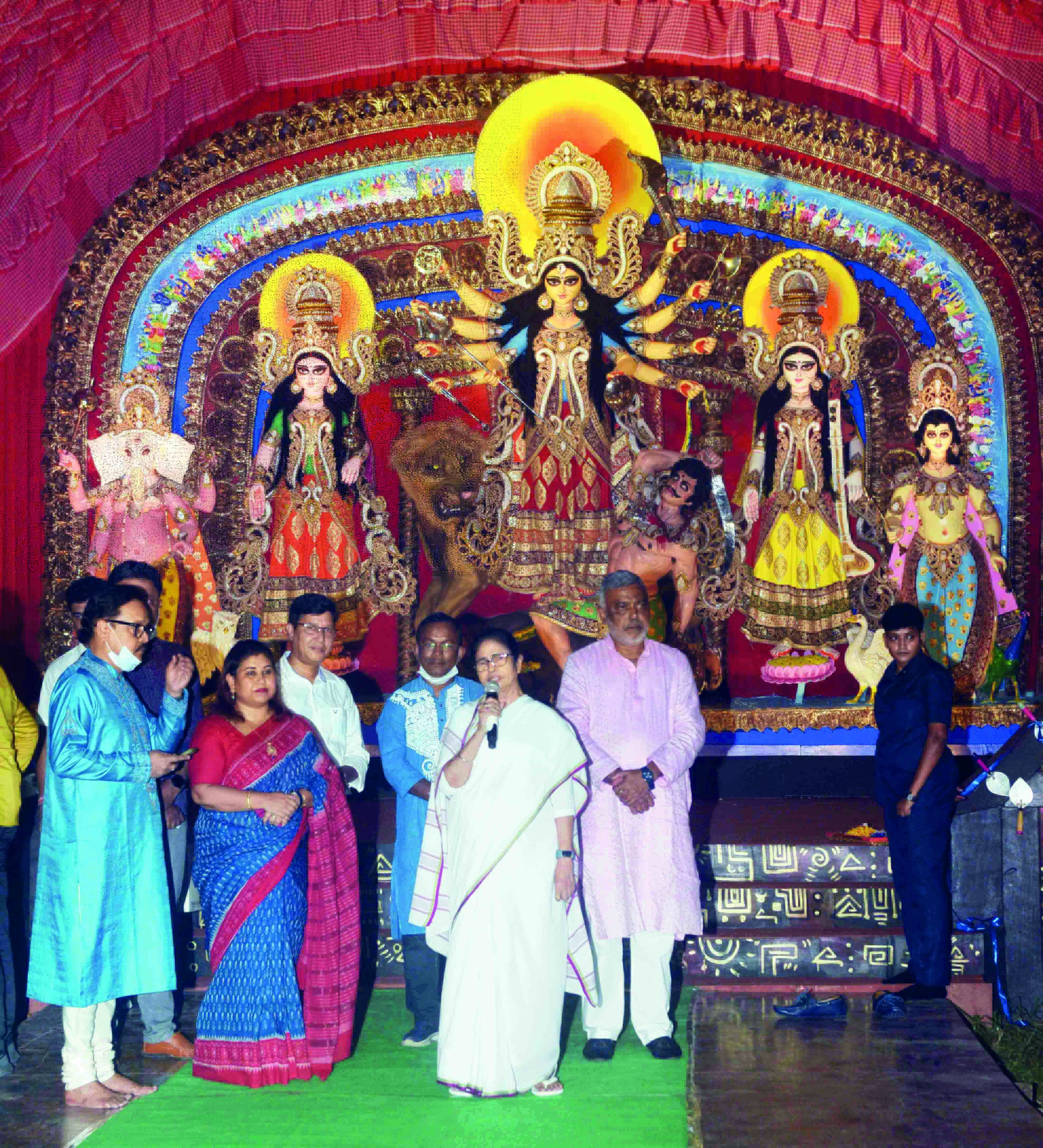 Mamata inaugurates at least 263 Pujas virtually Mamata inaugurates at least 263 Pujas virtually