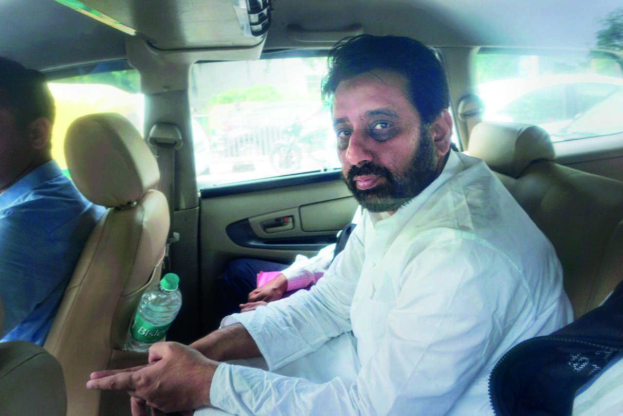 Court sends AAPs Amanatullah Khan to 14 days judicial custody