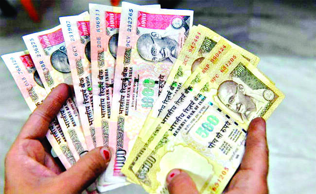 SC to hear pleas challenging demonetisation today