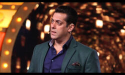 Salman Khan talks about rumours of charging Rs 1,000 crore for Bigg Boss 16 Salman Khan talks about rumours of charging Rs 1,000 crore for Bigg Boss 16