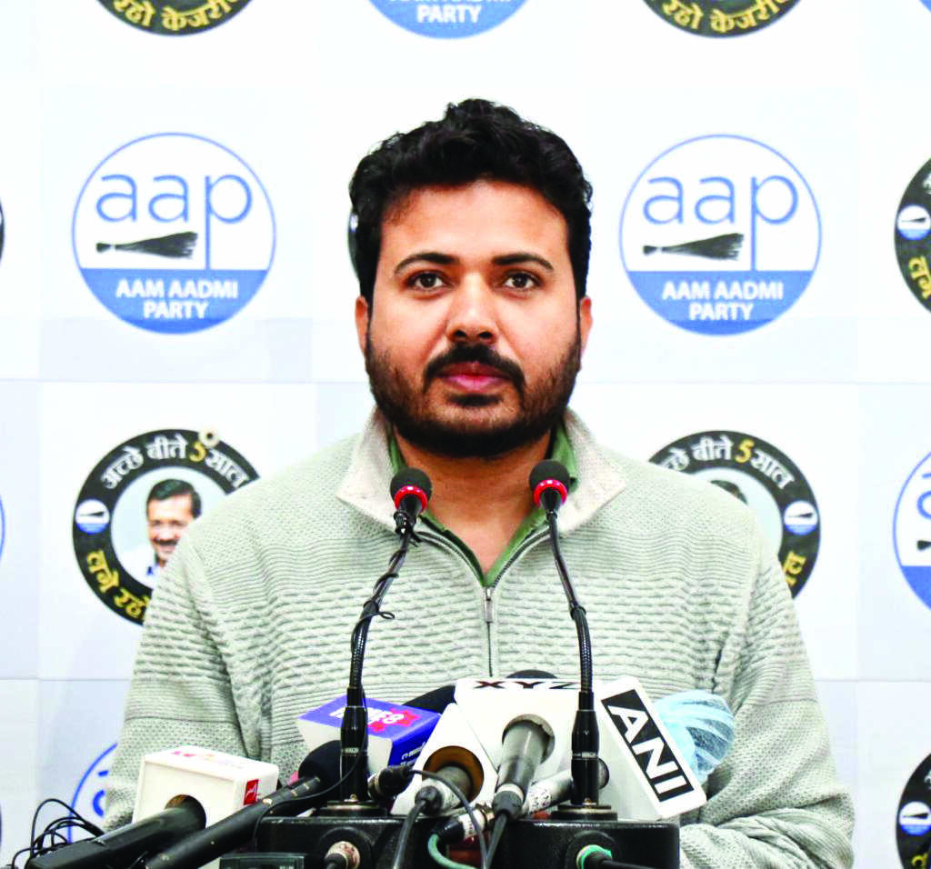 Pathak says over 10L MCD school students in dark because of BJP Pathak says over 10L MCD school students in dark because of BJP