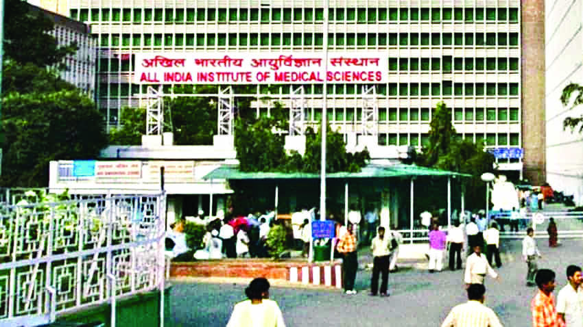 Organs of Delhi AIIMS officials sister give life to 4 & vision to 2 Organs of Delhi AIIMS officials sister give life to 4 & vision to 2