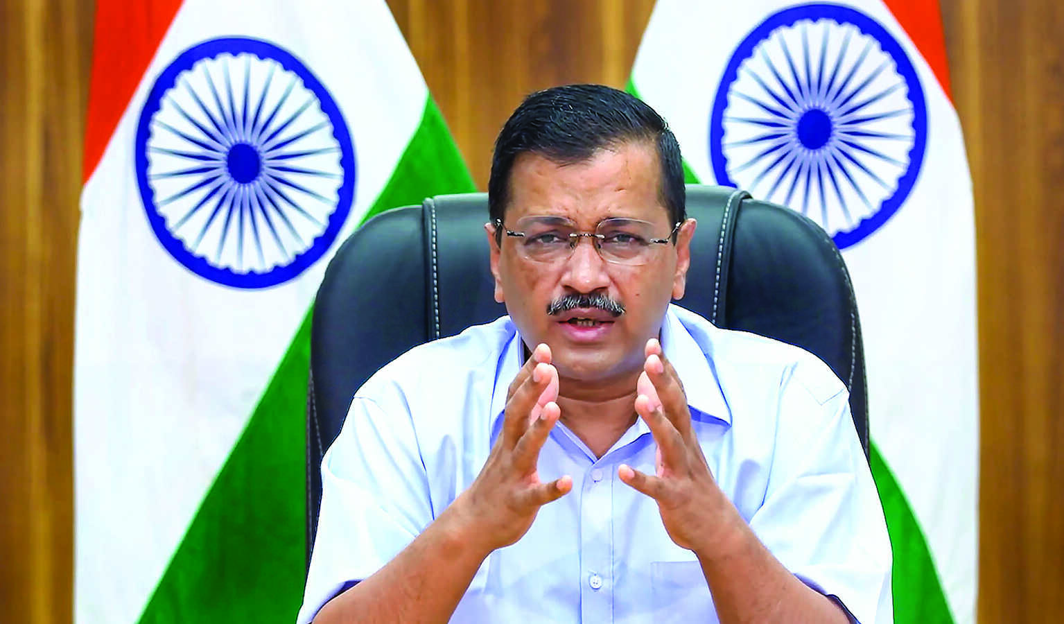 Delhi L-G orders probe in free power scheme; Kejriwal links it to Guj polls